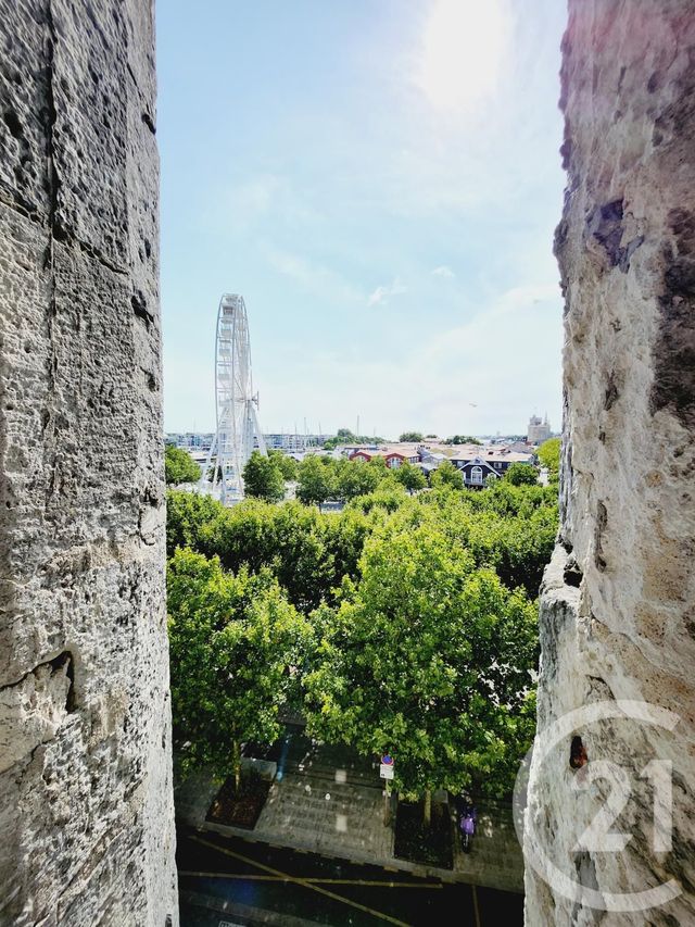 Appartement F2 à louer - 2 pièces - 41.98 m2 - LA ROCHELLE - 17 - POITOU-CHARENTES - Century 21 Agence Du Vieux-Port
