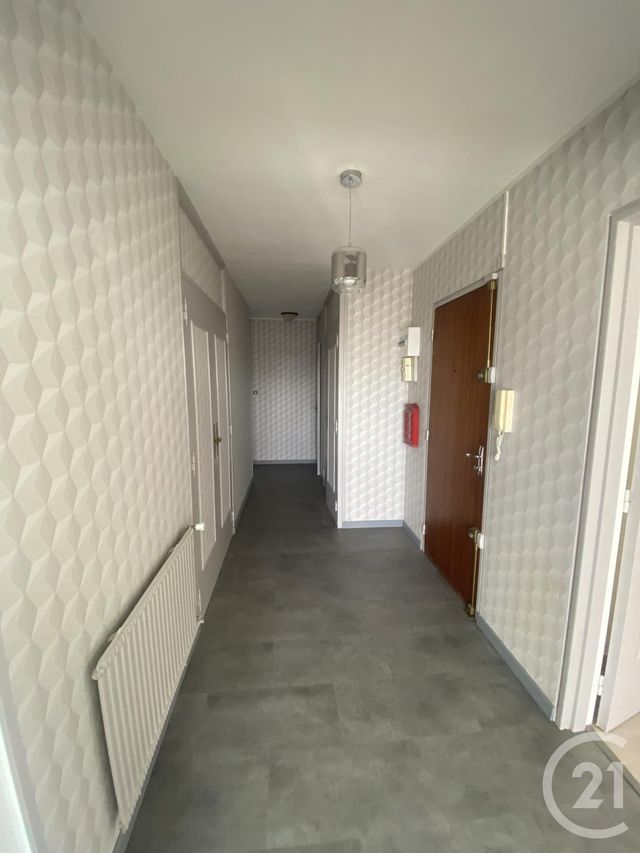 Appartement F3 à louer - 3 pièces - 83.24 m2 - LA ROCHELLE - 17 - POITOU-CHARENTES - Century 21 Agence Du Vieux-Port