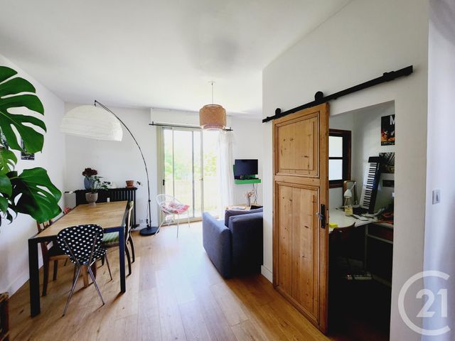 Appartement T3 à vendre - 3 pièces - 61.5 m2 - LA ROCHELLE - 17 - POITOU-CHARENTES - Century 21 Agence Du Vieux-Port
