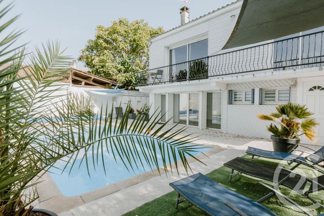 maison à vendre - 7 pièces - 181.94 m2 - LAGORD - 17 - POITOU-CHARENTES - Century 21 Agence Du Vieux-Port