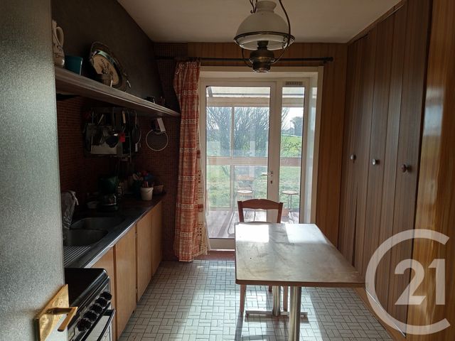 maison à vendre - 7 pièces - 225.0 m2 - L HOUMEAU - 17 - POITOU-CHARENTES - Century 21 Agence Du Vieux-Port