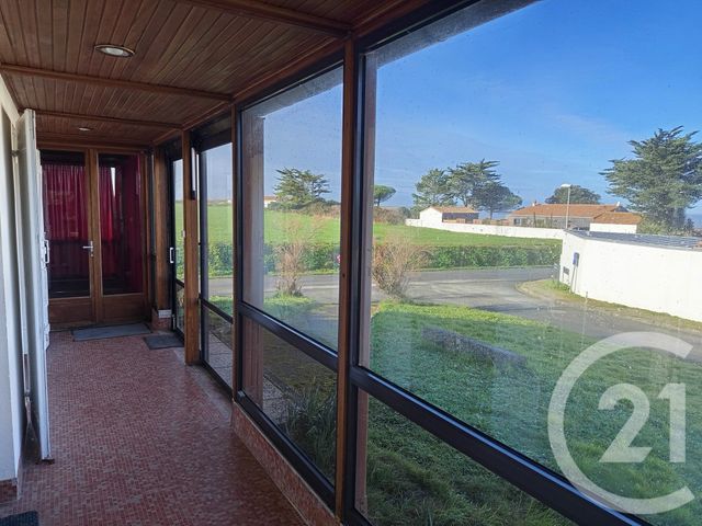 maison à vendre - 7 pièces - 225.0 m2 - L HOUMEAU - 17 - POITOU-CHARENTES - Century 21 Agence Du Vieux-Port