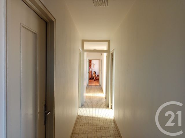 maison à vendre - 7 pièces - 225.0 m2 - L HOUMEAU - 17 - POITOU-CHARENTES - Century 21 Agence Du Vieux-Port