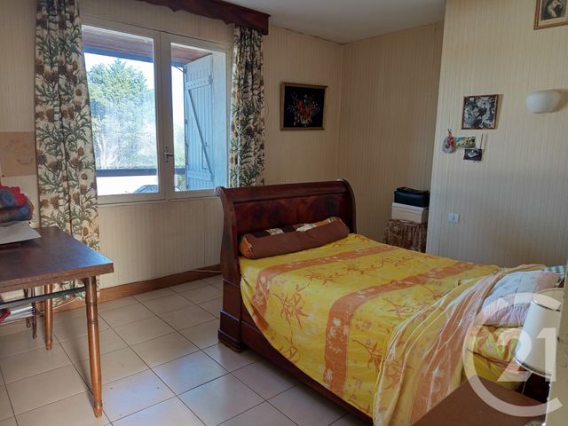 maison à vendre - 7 pièces - 225.0 m2 - L HOUMEAU - 17 - POITOU-CHARENTES - Century 21 Agence Du Vieux-Port