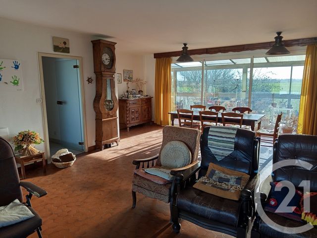 maison à vendre - 7 pièces - 225.0 m2 - L HOUMEAU - 17 - POITOU-CHARENTES - Century 21 Agence Du Vieux-Port