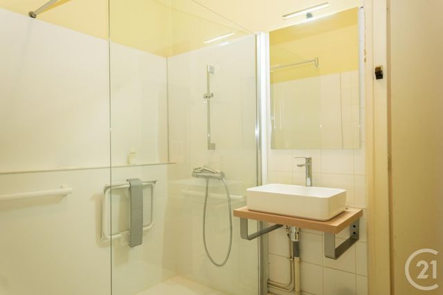 Appartement F4 à vendre - 4 pièces - 120.0 m2 - LA ROCHELLE - 17 - POITOU-CHARENTES - Century 21 Agence Du Vieux-Port