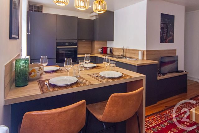 Appartement à louer - 2 pièces - 49.14 m2 - LA ROCHELLE - 17 - POITOU-CHARENTES - Century 21 Agence Du Vieux-Port