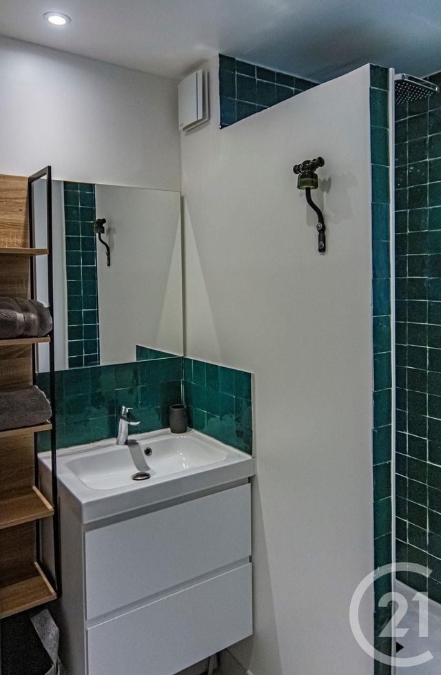 Appartement à louer - 2 pièces - 49.14 m2 - LA ROCHELLE - 17 - POITOU-CHARENTES - Century 21 Agence Du Vieux-Port