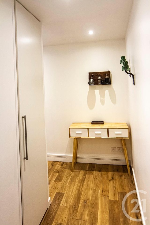 Appartement à louer - 2 pièces - 49.14 m2 - LA ROCHELLE - 17 - POITOU-CHARENTES - Century 21 Agence Du Vieux-Port