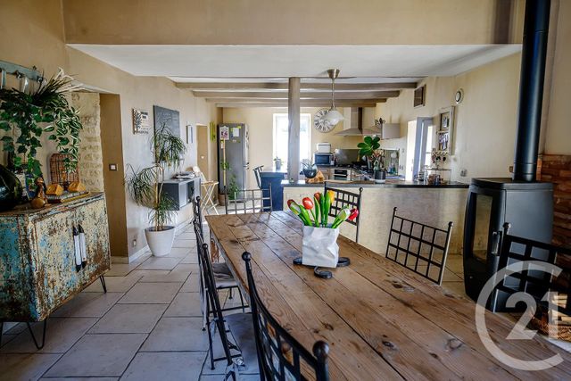 maison à vendre - 7 pièces - 200.0 m2 - ST MEDARD D AUNIS - 17 - POITOU-CHARENTES - Century 21 Agence Du Vieux-Port