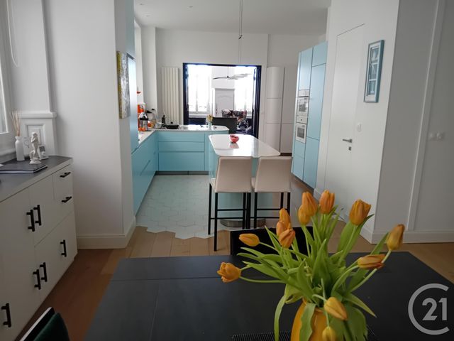 Appartement à vendre - 4 pièces - 145.0 m2 - LA ROCHELLE - 17 - POITOU-CHARENTES - Century 21 Agence Du Vieux-Port