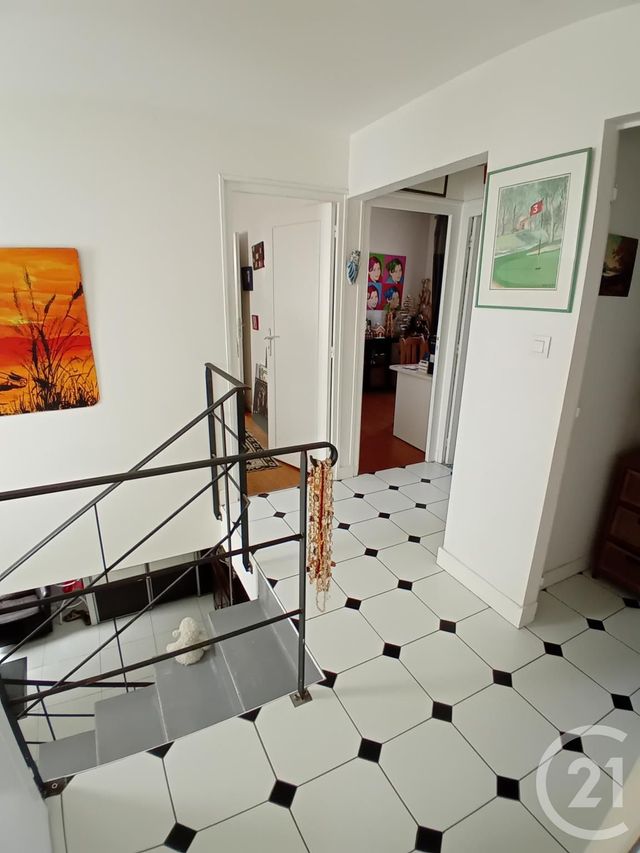 Afficher la photo en grand maison à vendre - 6 pièces - 177.0 m2 - LA ROCHELLE - 17 - POITOU-CHARENTES - Century 21 Agence Du Vieux-Port