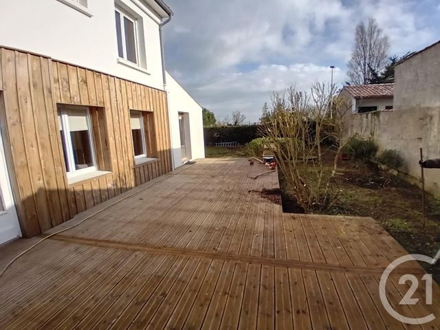 maison à vendre - 8 pièces - 146.63 m2 - LA COUARDE SUR MER - 17 - POITOU-CHARENTES - Century 21 Agence Du Vieux-Port