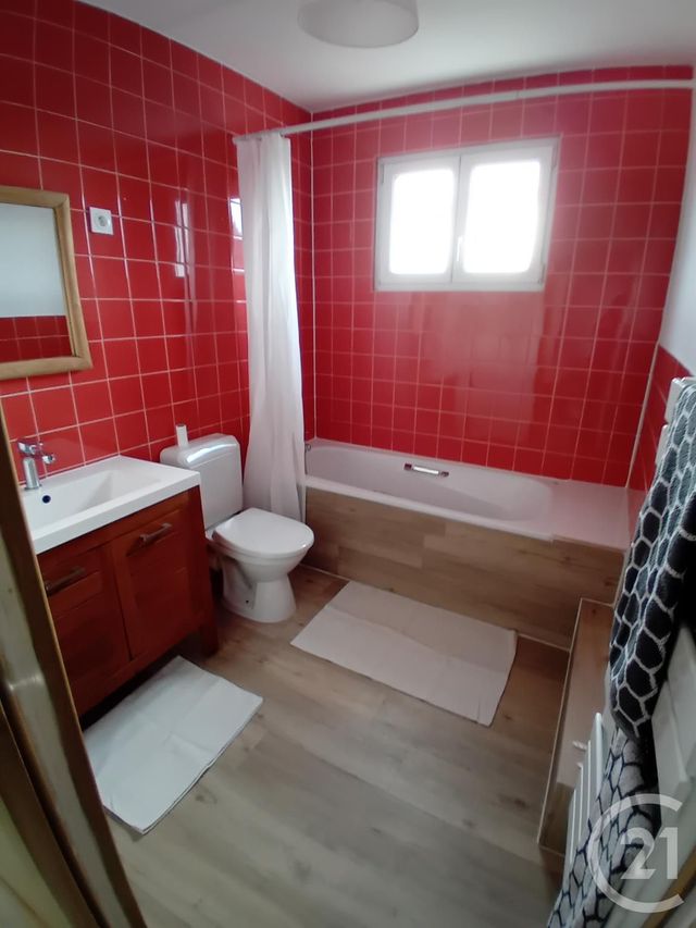 maison à vendre - 8 pièces - 146.63 m2 - LA COUARDE SUR MER - 17 - POITOU-CHARENTES - Century 21 Agence Du Vieux-Port