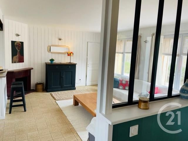 maison à vendre - 8 pièces - 146.63 m2 - LA COUARDE SUR MER - 17 - POITOU-CHARENTES - Century 21 Agence Du Vieux-Port