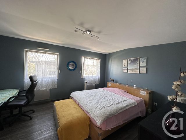 maison à vendre - 6 pièces - 185.0 m2 - ST ROGATIEN - 17 - POITOU-CHARENTES - Century 21 Agence Du Vieux-Port