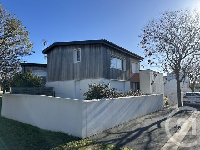 maison à vendre - 6 pièces - 185.0 m2 - ST ROGATIEN - 17 - POITOU-CHARENTES - Century 21 Agence Du Vieux-Port