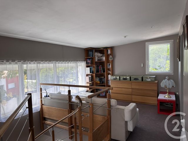 maison à vendre - 6 pièces - 185.0 m2 - ST ROGATIEN - 17 - POITOU-CHARENTES - Century 21 Agence Du Vieux-Port