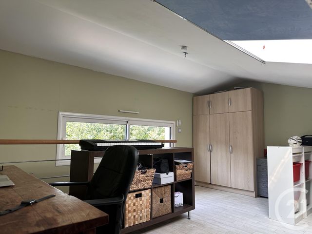 maison à vendre - 6 pièces - 185.0 m2 - ST ROGATIEN - 17 - POITOU-CHARENTES - Century 21 Agence Du Vieux-Port