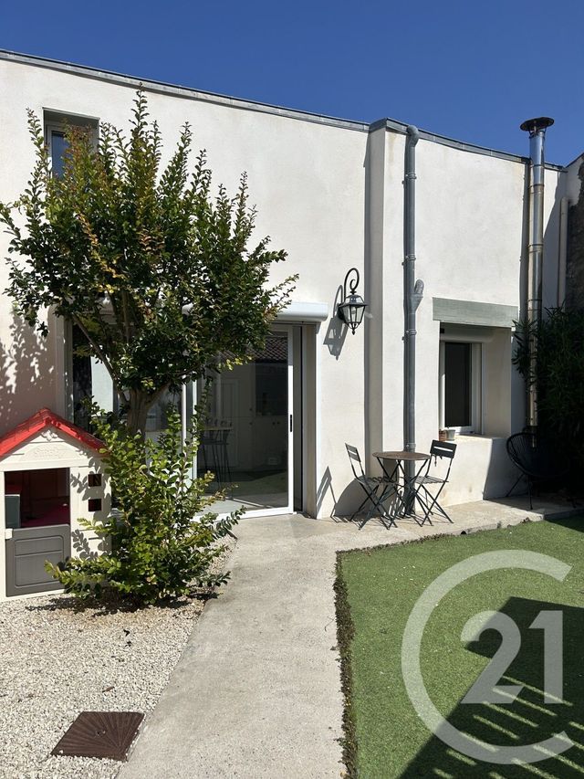 maison - STE SOULLE - 17