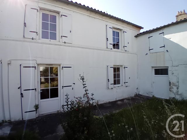 Afficher la photo en grand maison à vendre - 6 pièces - 130.57 m2 - PUILBOREAU - 17 - POITOU-CHARENTES - Century 21 Agence Du Vieux-Port