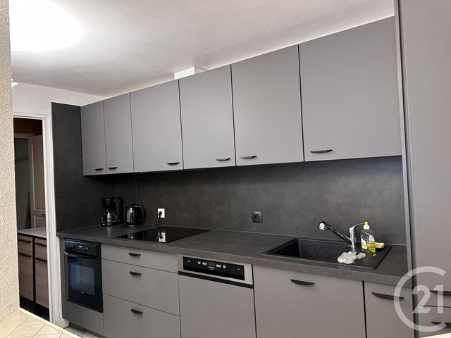 Appartement F2 à louer - 2 pièces - 52.65 m2 - LA ROCHELLE - 17 - POITOU-CHARENTES - Century 21 Agence Du Vieux-Port