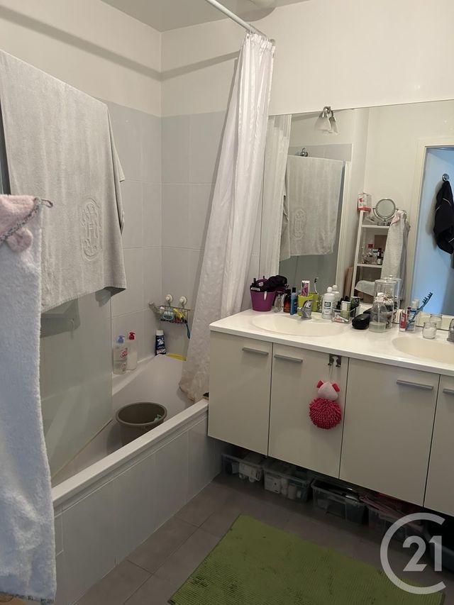 Appartement F3 à vendre - 3 pièces - 60.03 m2 - LA ROCHELLE - 17 - POITOU-CHARENTES - Century 21 Agence Du Vieux-Port