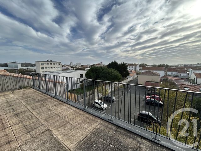 Appartement F3 à vendre - 3 pièces - 60.03 m2 - LA ROCHELLE - 17 - POITOU-CHARENTES - Century 21 Agence Du Vieux-Port