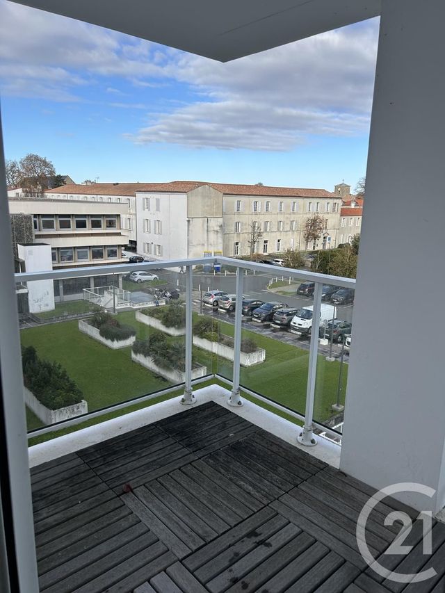 Appartement F2 à vendre - 2 pièces - 46.66 m2 - LA ROCHELLE - 17 - POITOU-CHARENTES - Century 21 Agence Du Vieux-Port