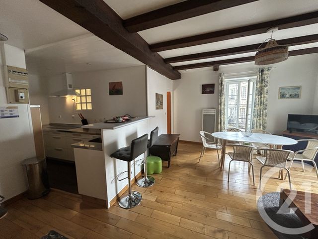 Appartement F3 à vendre - 3 pièces - 59.84 m2 - LA ROCHELLE - 17 - POITOU-CHARENTES - Century 21 Agence Du Vieux-Port