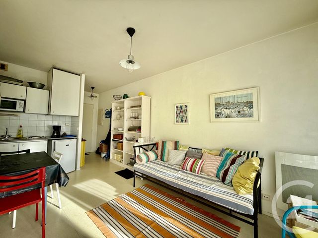 Appartement à vendre - 2 pièces - 36.0 m2 - LA ROCHELLE - 17 - POITOU-CHARENTES - Century 21 Agence Du Vieux-Port