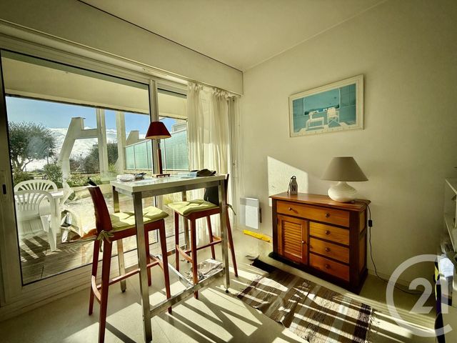 Appartement à vendre - 2 pièces - 36.0 m2 - LA ROCHELLE - 17 - POITOU-CHARENTES - Century 21 Agence Du Vieux-Port