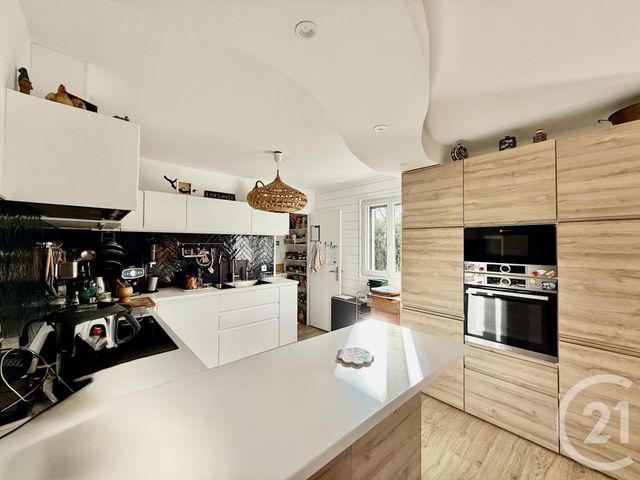 maison à vendre - 6 pièces - 165.0 m2 - PERIGNY - 17 - POITOU-CHARENTES - Century 21 Agence Du Vieux-Port