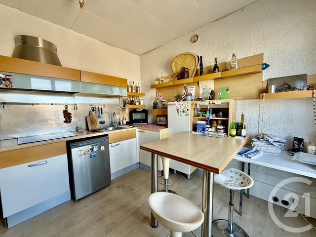 Appartement F3 à vendre - 3 pièces - 94.65 m2 - LA ROCHELLE - 17 - POITOU-CHARENTES - Century 21 Agence Du Vieux-Port