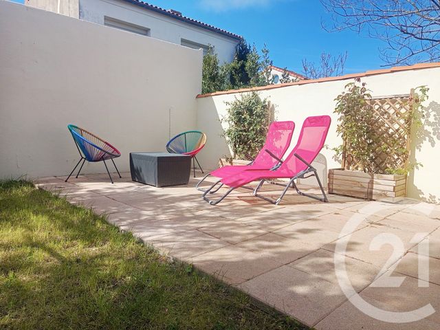 maison à vendre - 5 pièces - 91.0 m2 - LA ROCHELLE - 17 - POITOU-CHARENTES - Century 21 Agence Du Vieux-Port