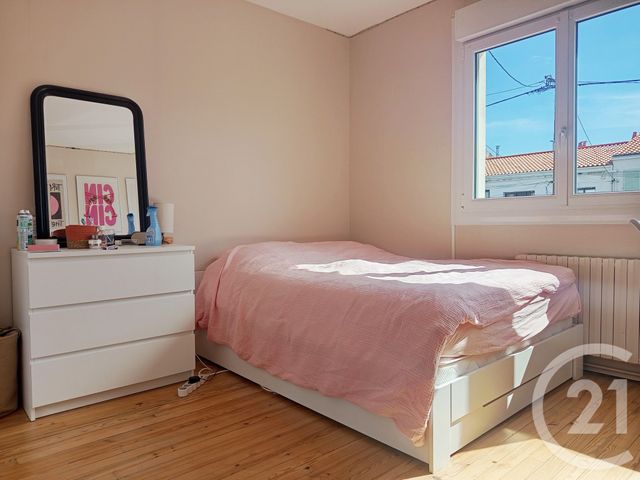 maison à vendre - 5 pièces - 91.0 m2 - LA ROCHELLE - 17 - POITOU-CHARENTES - Century 21 Agence Du Vieux-Port