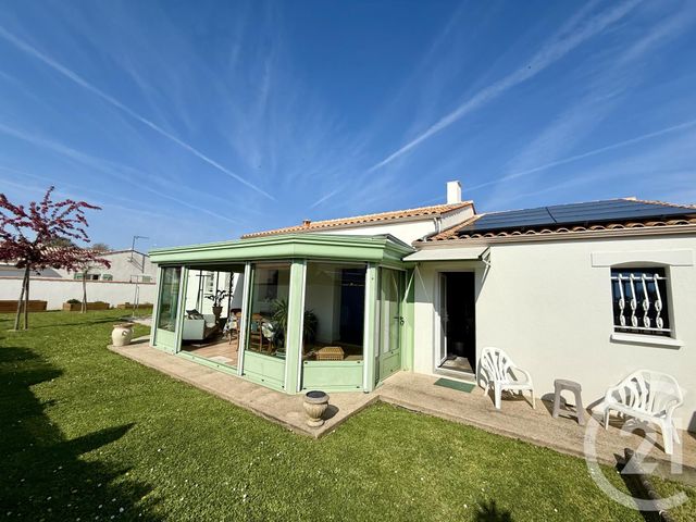 maison à vendre - 5 pièces - 130.0 m2 - PERIGNY - 17 - POITOU-CHARENTES - Century 21 Agence Du Vieux-Port