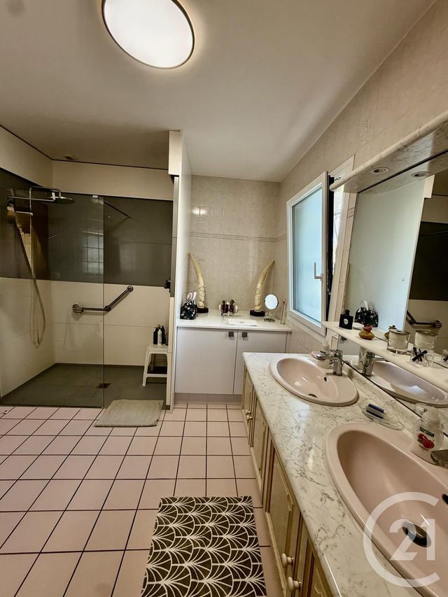 maison à vendre - 5 pièces - 130.0 m2 - PERIGNY - 17 - POITOU-CHARENTES - Century 21 Agence Du Vieux-Port