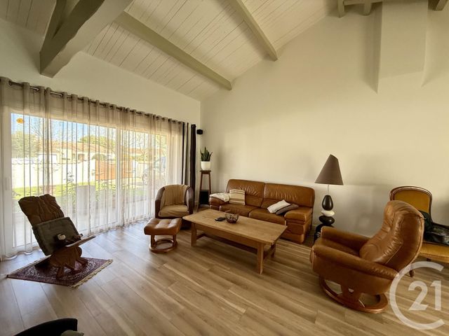 maison à vendre - 5 pièces - 130.0 m2 - PERIGNY - 17 - POITOU-CHARENTES - Century 21 Agence Du Vieux-Port