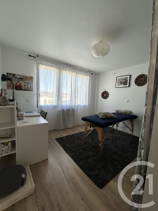 maison à vendre - 7 pièces - 160.0 m2 - LAGORD - 17 - POITOU-CHARENTES - Century 21 Agence Du Vieux-Port