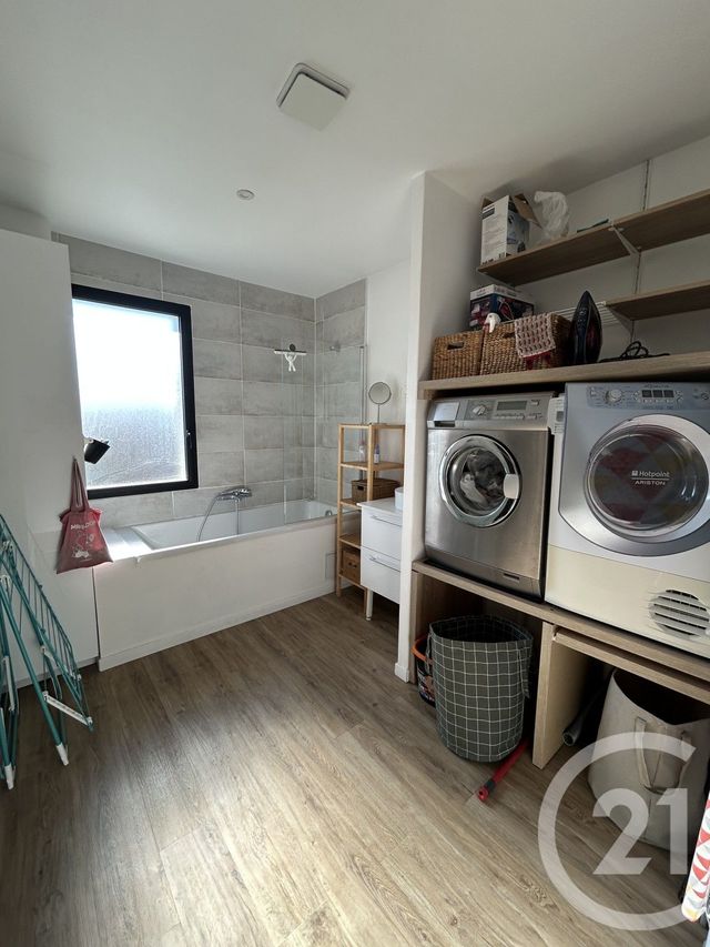 maison à vendre - 7 pièces - 160.0 m2 - LAGORD - 17 - POITOU-CHARENTES - Century 21 Agence Du Vieux-Port