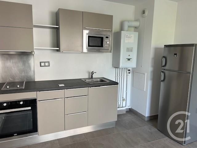 Appartement F2 à vendre - 2 pièces - 42.75 m2 - LA ROCHELLE - 17 - POITOU-CHARENTES - Century 21 Agence Du Vieux-Port