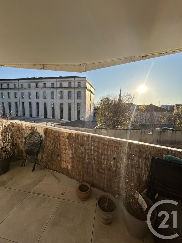 Appartement F2 à vendre - 2 pièces - 42.75 m2 - LA ROCHELLE - 17 - POITOU-CHARENTES - Century 21 Agence Du Vieux-Port
