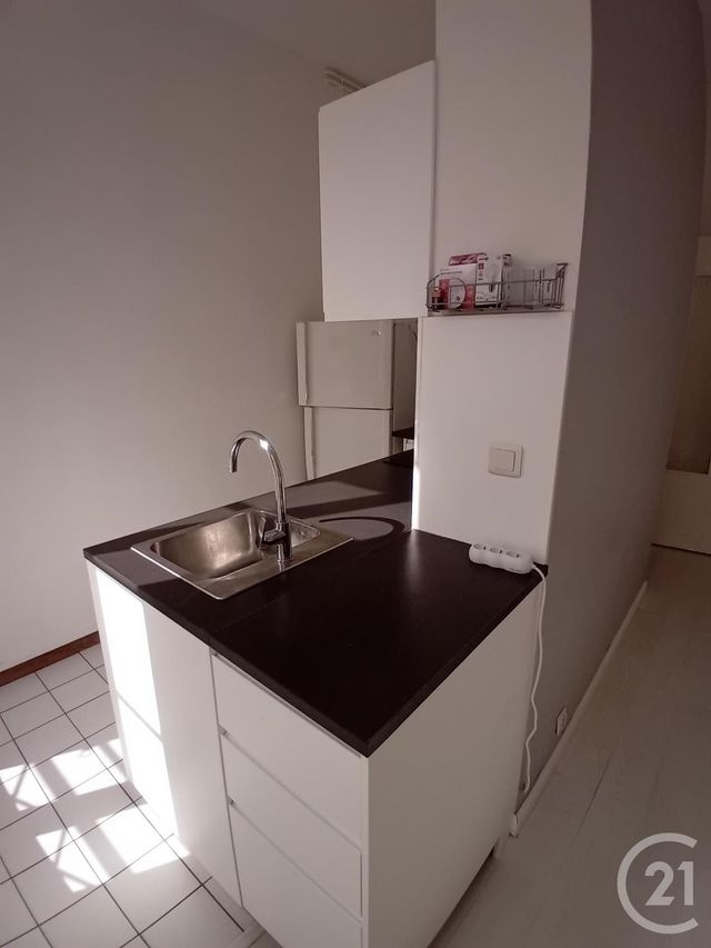 Appartement F3 à louer - 3 pièces - 57.55 m2 - LA ROCHELLE - 17 - POITOU-CHARENTES - Century 21 Agence Du Vieux-Port
