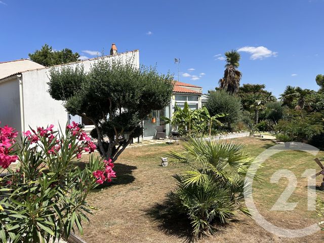maison à vendre - 6 pièces - 142.01 m2 - PERIGNY - 17 - POITOU-CHARENTES - Century 21 Agence Du Vieux-Port