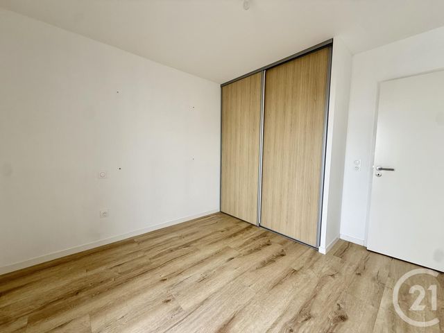 Appartement T3 à vendre - 3 pièces - 62.29 m2 - LAGORD - 17 - POITOU-CHARENTES - Century 21 Agence Du Vieux-Port