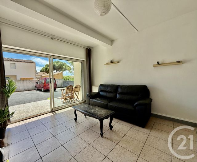 Appartement F2 à louer - 2 pièces - 37.57 m2 - LA ROCHELLE - 17 - POITOU-CHARENTES - Century 21 Agence Du Vieux-Port