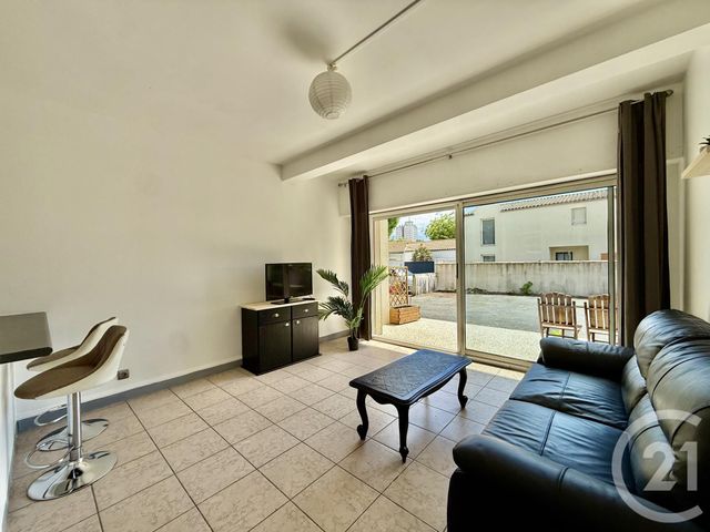 Appartement F2 à louer - 2 pièces - 37.57 m2 - LA ROCHELLE - 17 - POITOU-CHARENTES - Century 21 Agence Du Vieux-Port