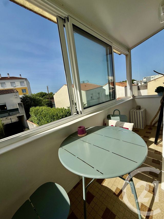 Appartement F3 à vendre - 3 pièces - 65.0 m2 - LA ROCHELLE - 17 - POITOU-CHARENTES - Century 21 Agence Du Vieux-Port