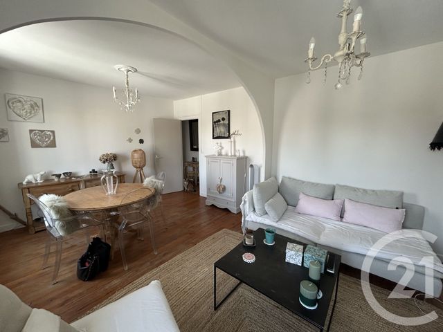 Appartement F3 à vendre - 3 pièces - 65.0 m2 - LA ROCHELLE - 17 - POITOU-CHARENTES - Century 21 Agence Du Vieux-Port